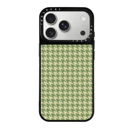 Houndstooth Designer iPhone 17 Pro Case Cover
