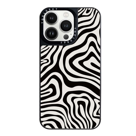 Wilderness Designer iPhone 16 Pro Case Cover